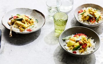 Sri Lankan fish curry (Kiri malu)